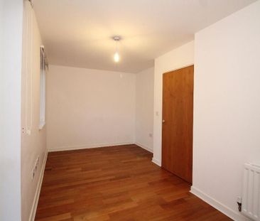 4 bedroom terraced house to rent - Photo 6