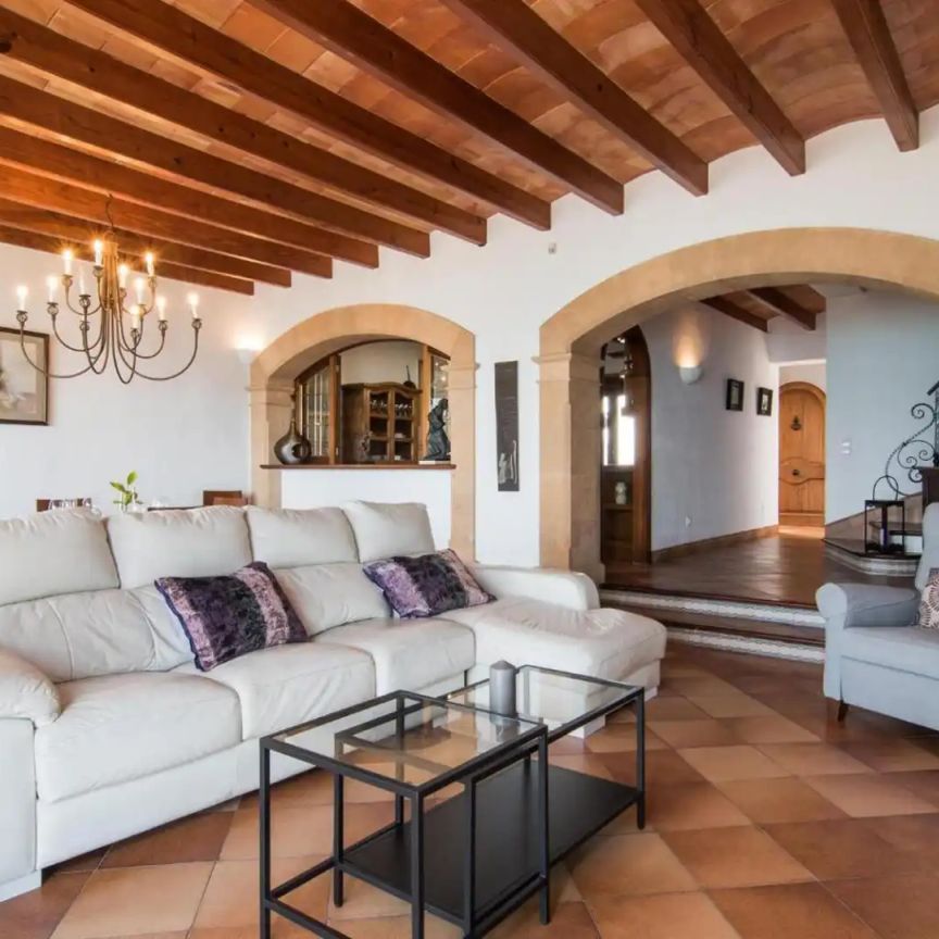 Casa o chalet de alquiler en Avinguda D'amèrica, 41, Cala Ratjada - Photo 1