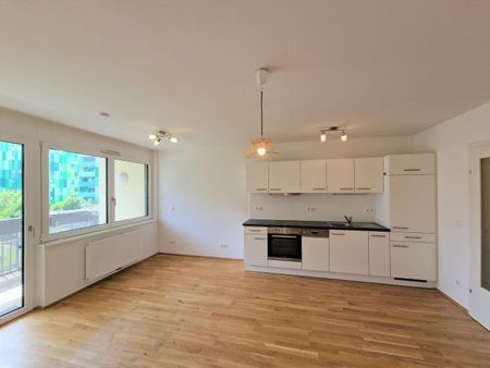 Sonnige 1+ Zimmer Neubauwohnung mit großer SÜD-Loggia - Photo 3