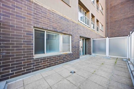 For Lease - 44 Bond Street Unit# 302, Oshawa, Ontario - Photo 4