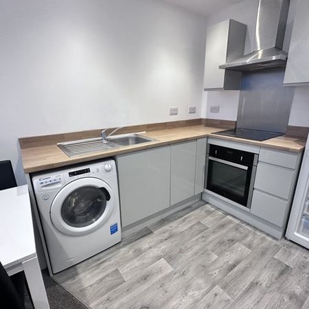 Cleveland Street - Photo 3