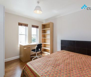 5 bedroom townhouse to rent - Photo 4