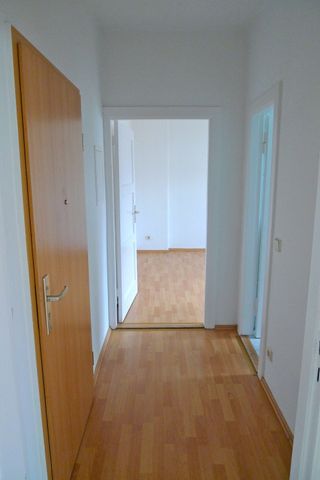 32m² Wohnung im 1.OG Nähe Rosengarten – Objektcode 12L10-W5 - Foto 3