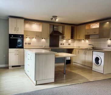 2 bedroom apartment to rent - Photo 4