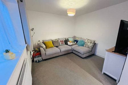 Richington Way, Seaford - Photo 3