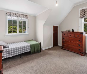 Spacious 3 Bedroom + Office Family Home in Kensington - Photo 1