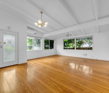 Stylish Living in a Prime Frankston Location!! - Photo 1