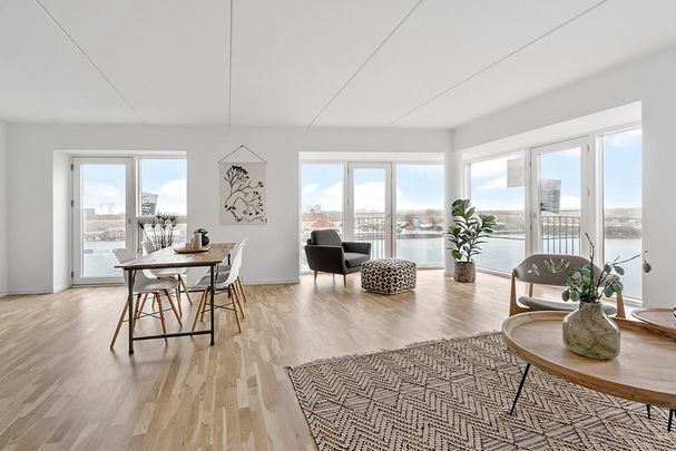 I Slusehuset får du den maritime stemning helt ind i dit hjem - Foto 1