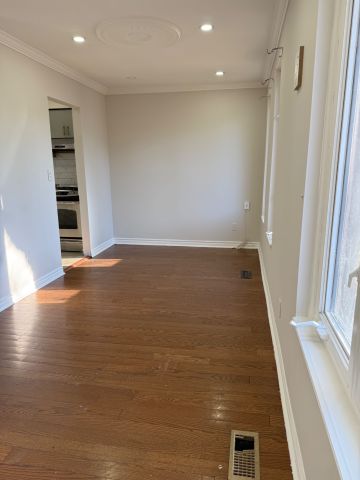 For Lease - 55 Esplanade Road, Brampton, Ontario - Photo 2