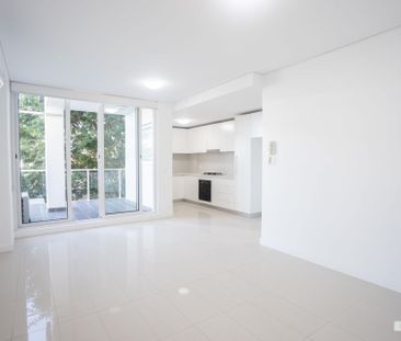 Modern One Bedroom Apartment in Chermside - Photo 1