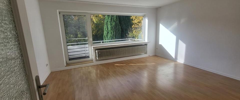 Lichtdurchflutete und frisch renovierte 3-Zimmer-Wohnung mit Balk - Photo 1