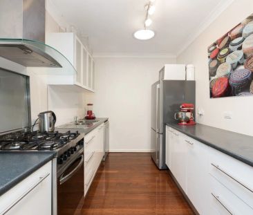 Renovated home in an amazing location! - Photo 5