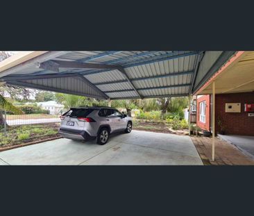 32 Ward Cres., Kelmscott, WA 6111 - Photo 5