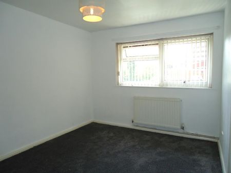 3 bedroom townhouse to rent - Photo 3