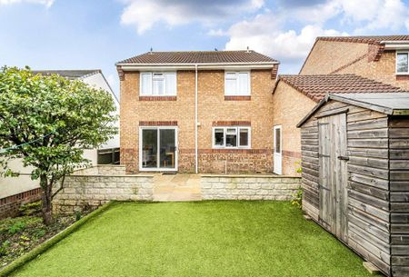 4 bedroom detached house to rent - Photo 5