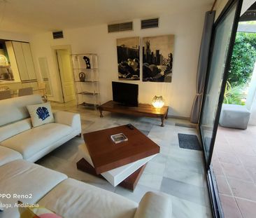 Apartment in Puerto Banús, Costa del Sol - Photo 5