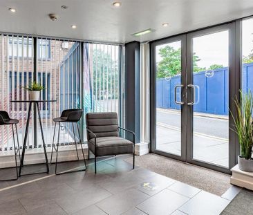 Studio to rent - Photo 3