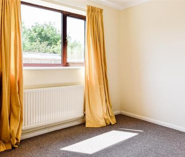2 bedroom detached bungalow to rent - Photo 4