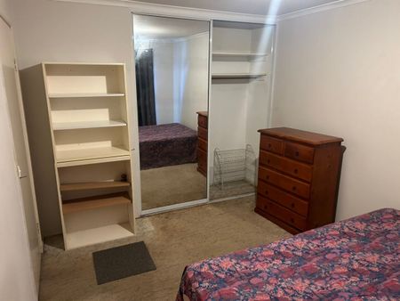 Claremont Meadows - Photo 2