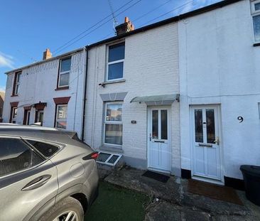 1 bedroom in a house share to rent - Photo 2