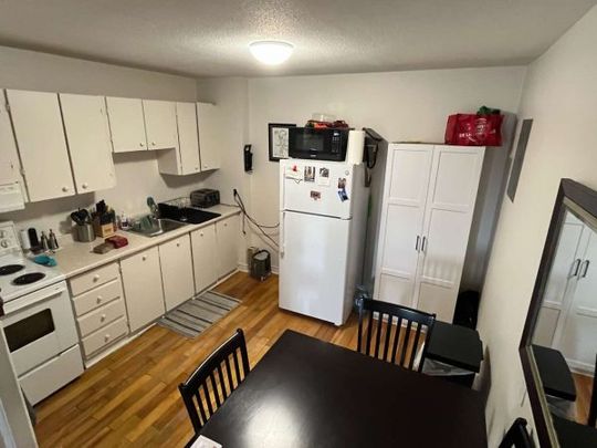 260 Conacher Dr, Unit 7, Kingston, ON - Photo 1