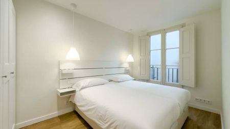 3-bedroom apartment for rent in Sant Pere Santa Caterina i la Ribera, No Restrictions. - Photo 2