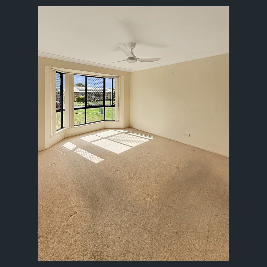 Comfortable Living in Rosewood - Photo 1