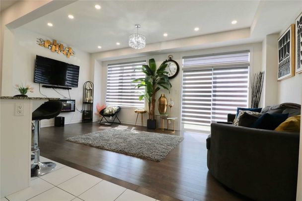 For Lease - 9 Conarty Crescent, Whitby, Ontario - Photo 1