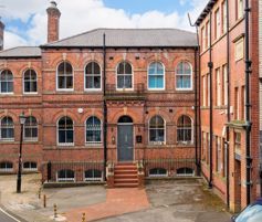 2 St. Peters Close, Sheffield - Photo 2