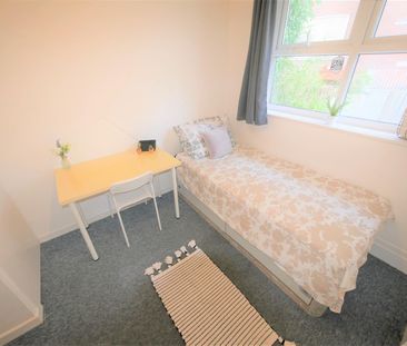 The Mount, Bournemouth, BH1 - Photo 4