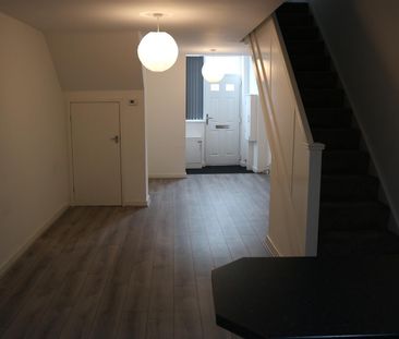 2 Bedroom Flat for Rent - Photo 3