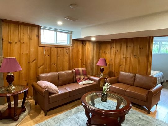 For Lease - 80 Trayborn Drive Unit# Furnished unit, Richmond Hill, Ontario - Photo 1