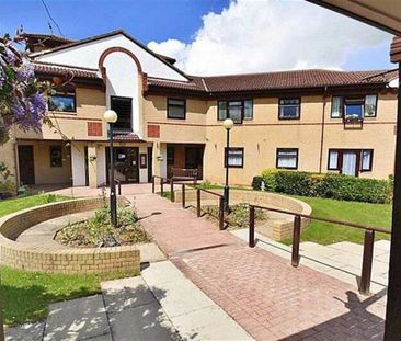 1 bedroom retirement property to rent - Photo 5