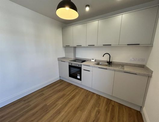 48 Dane Road, Sale - Photo 1