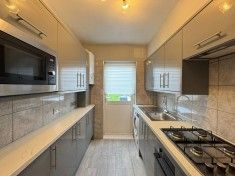 3 bed Mid Terraced House for Rent - Photo 3