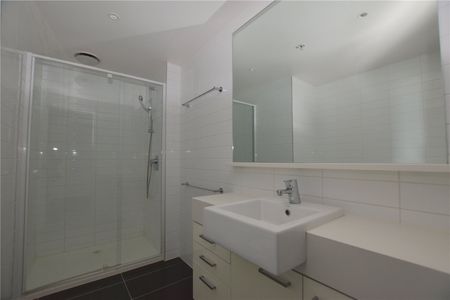 2505/241 City Road - Photo 3