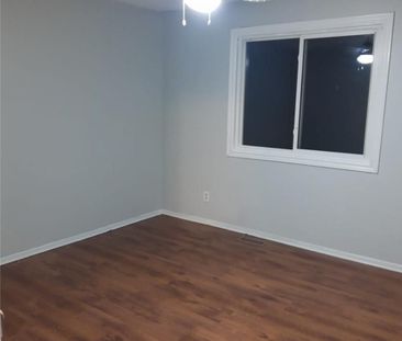 For Lease - 264 Laurentian Drive, Kitchener, Ontario - Photo 4