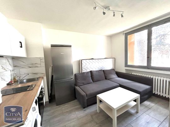 Location Appartement 1 pièce 14m² ST ETIENNE 42100 - Photo 1