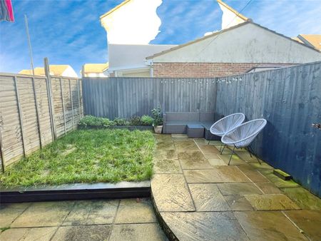 Aspen Gardens, Plymouth, Devon, PL7 - Photo 4