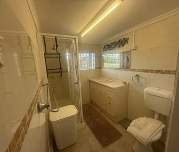 Discover a truly unique lifestyle with this charming 1-bedroom unit, set amongst beautiful natural surroundings and overlooking a tranquil pond. - Photo 4