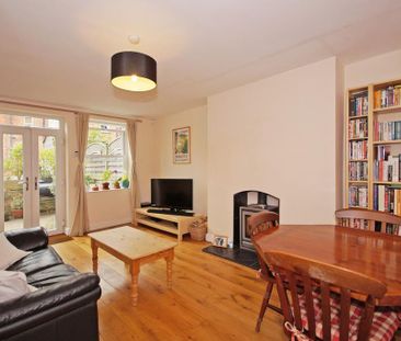 1 bedroom ground floor flat to rent - Photo 2