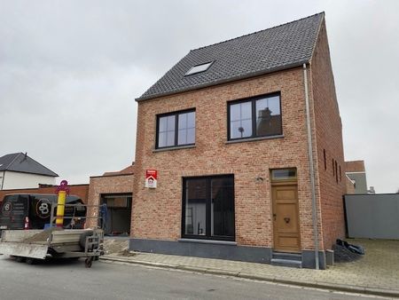 Gerenoveerde woning met 3 slpk en garage te Rollegem-Kapelle - Photo 4