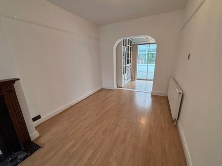 Wentworth Park Avenue, Birmingham - Photo 3