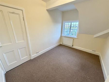 The Folds, Wirral - Photo 4