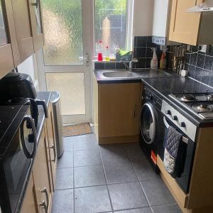 1 bedroom house to rent - Photo 2