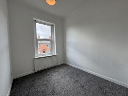 4 bedroom maisonette to rent - Photo 3