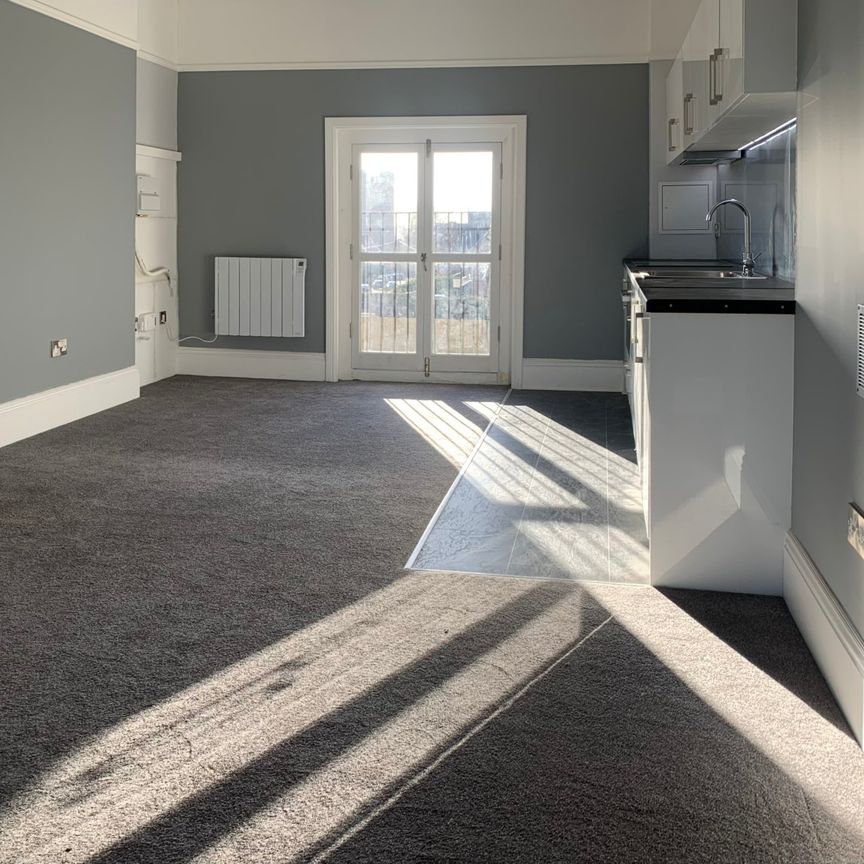 Abberley House, Himley Road, Dudley, DY1 - Photo 1