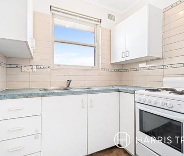 Bright Apartment In Prime Location - Photo 1