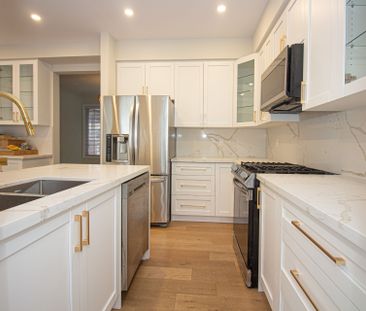 For Lease - 1299 Prestonwood Crescent, Mississauga, Ontario - Photo 2