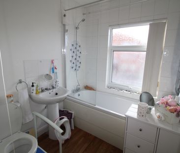 Property for rent - Photo 4